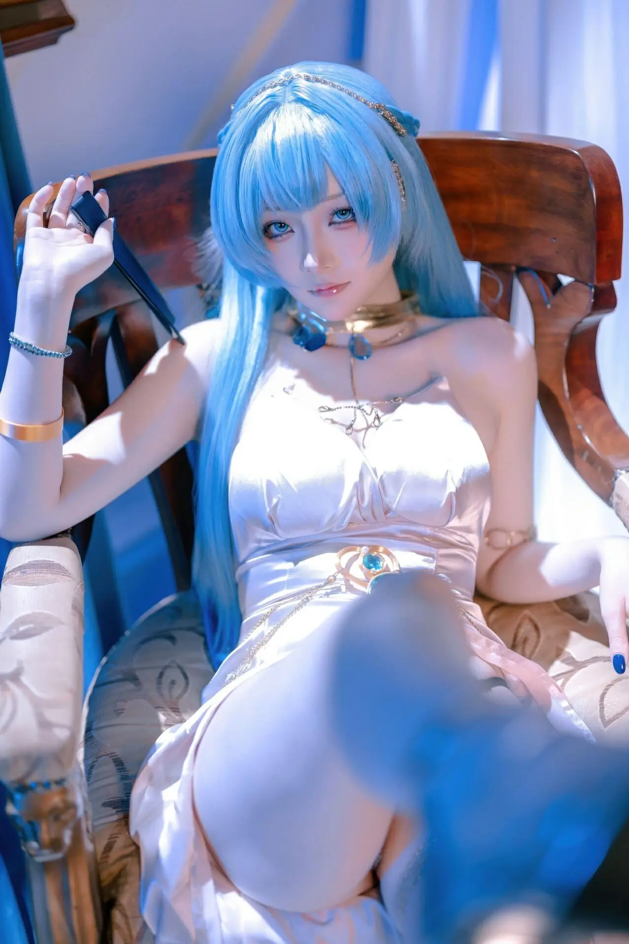 Cosplay｜屿鱼Yukako – 胜利女神：妮姬 海伦 礼服