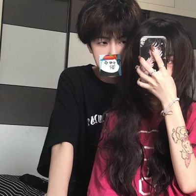 超级撩人又很甜蜜的情头大全 意境治愈动漫情头一对两张