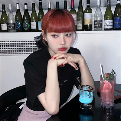 独特小众不易撞的女生头像 女头ins高级质感真人稀有头像图片