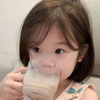 最火萌宝宝头像一左一右超萌 最流行的萌娃微信头像情侣闺蜜