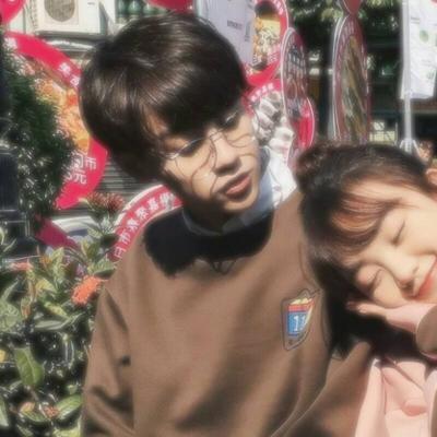 甜蜜恩爱的情侣真人微信头像大全 时尚好看的情侣头像一男一女