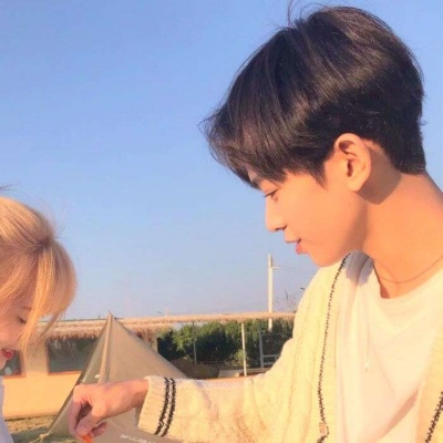 好看浪漫的情侣高清微信头像图片 超甜的情侣头像唯美最新真人