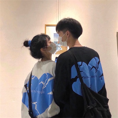 唯美情头真人浪漫图片大全 超甜的情侣头像一左一右配对图片