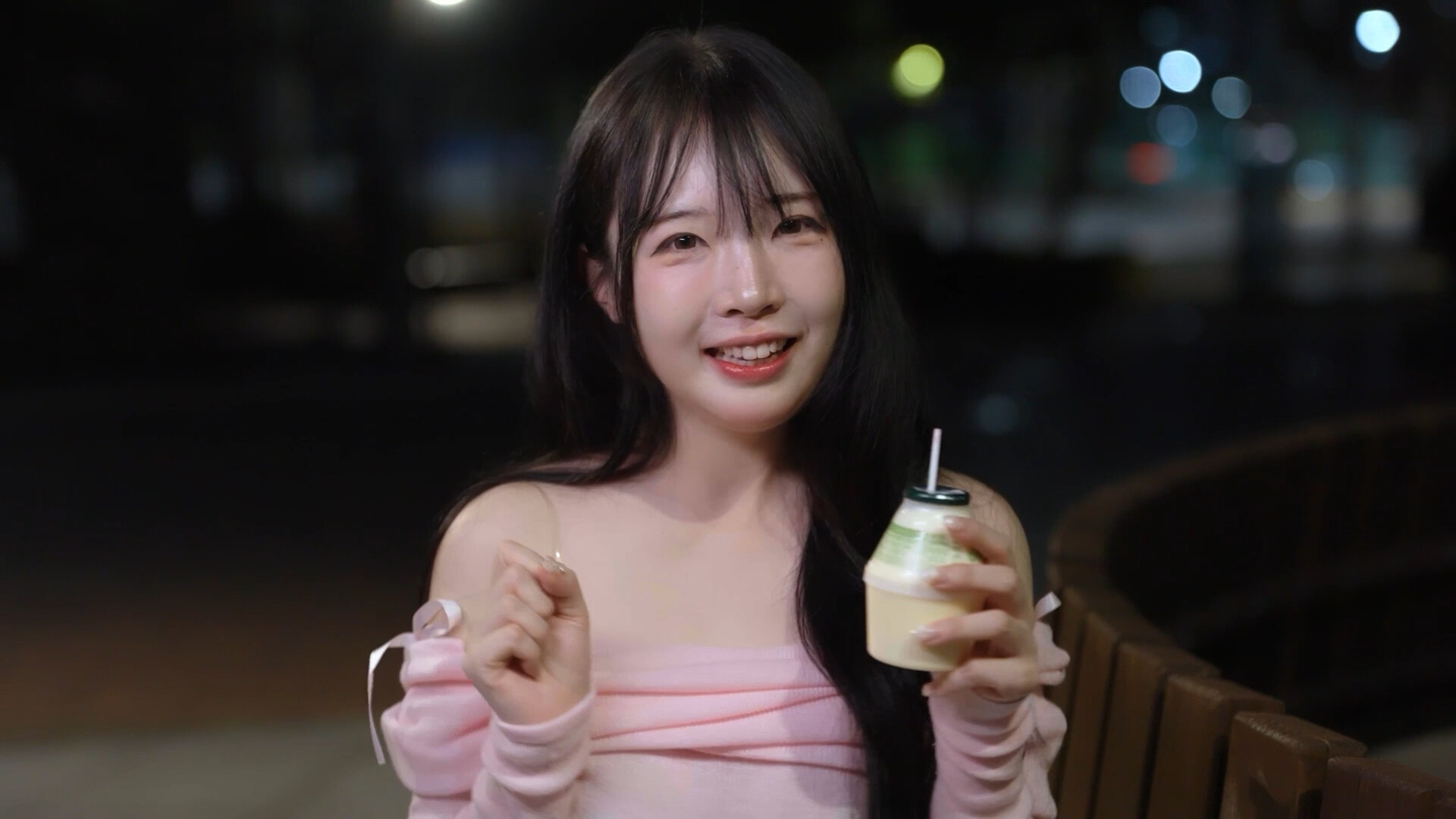 嘘, 美女拍摄中/Heroines Through My Lens 第2张