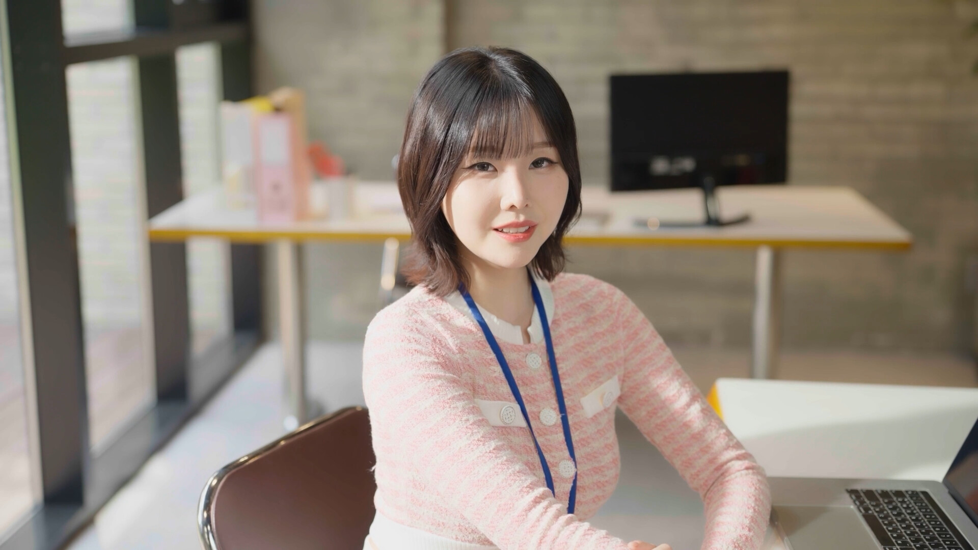 嘘, 美女拍摄中/Heroines Through My Lens 第4张