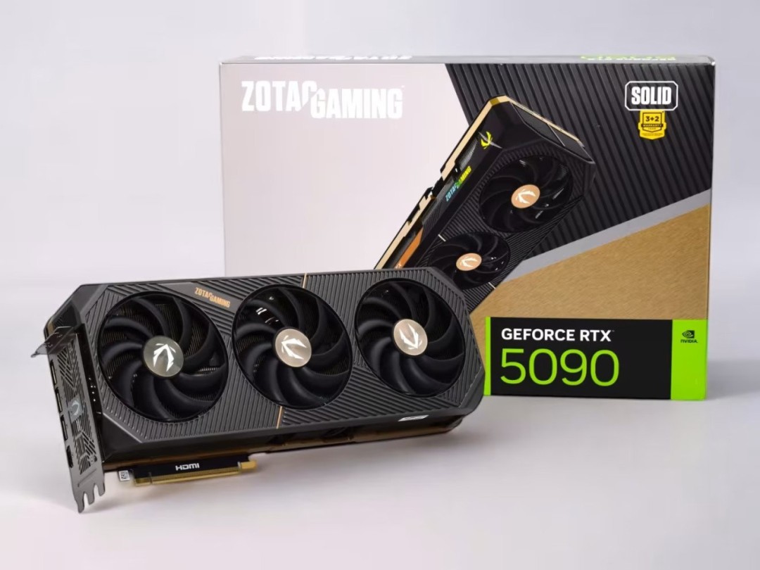 RTX 5090显卡价格相关图